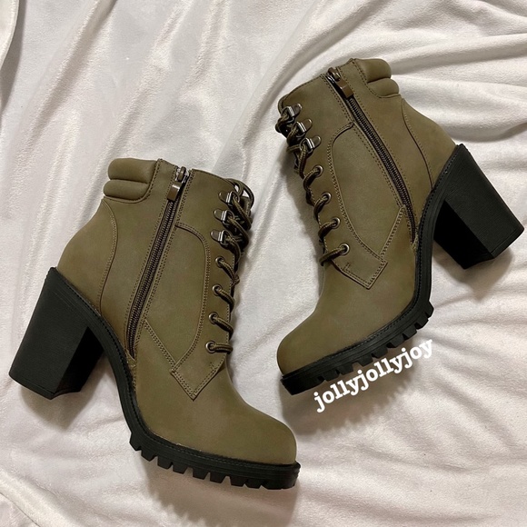 NWOT Torrid Olive Green Faux Leather Lace-Up Hiker Boot 9WW - Picture 3 of 15